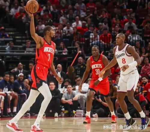 NBA最新排名出爐！火箭給一隊(duì)送大禮，湖人漁翁得利，騎士聯(lián)盟第2