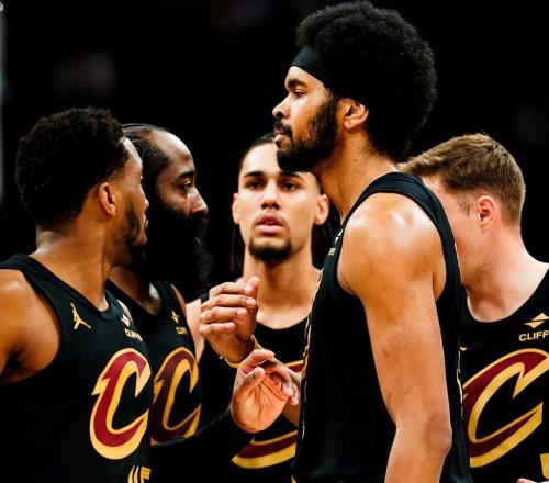 3勝0負(fù)！哈登真香，米切爾狂轟30分，阿倫8中8，梅超瘋生涯之夜