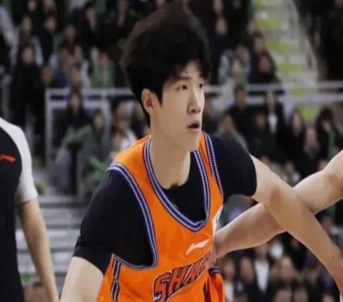 上海勝山西衛(wèi)冕杯賽4利好！內(nèi)線無(wú)解，偰李永煒太穩(wěn)，劉錚終回暖