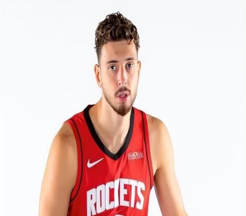 火箭102105快船4壞消息！伊森被虐，申京決勝期不該上，失誤21個(gè)