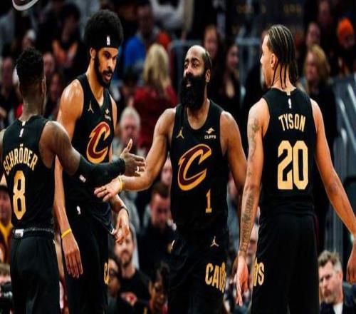 哈登：現(xiàn)在我們有奪冠的實力！1核心2射手3內(nèi)線，陣容很合理