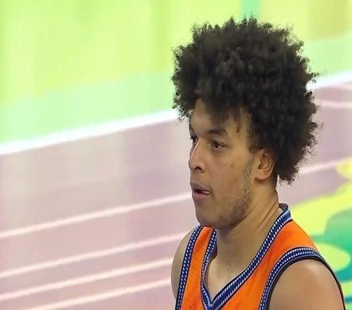 無解造殺傷！洛夫頓20罰轟25+8+5率領(lǐng)上海男籃實現(xiàn)杯賽2連冠