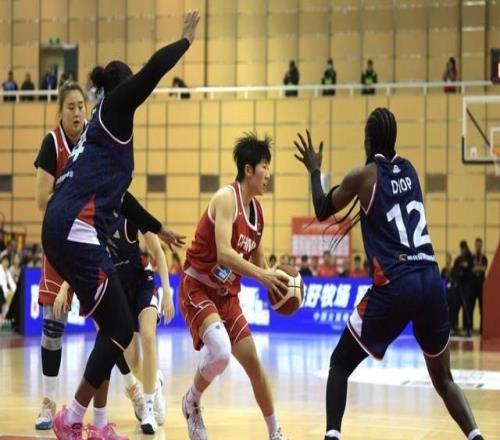 119比74！中國女籃銀川熱身賽獲勝國際聯(lián)隊(duì)
