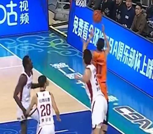 奪冠功臣，劉錚替補(bǔ)高效取24分6板3斷&首節(jié)獨(dú)得14分