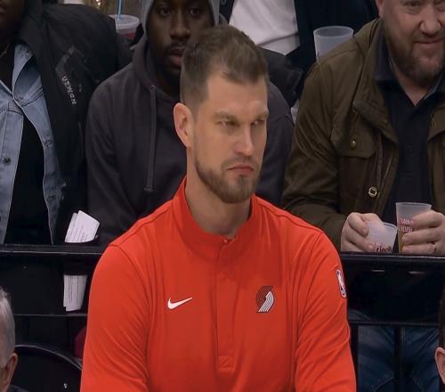 109133！開拓者完敗森林狼，蘭德爾41+7，楊瀚森NBA生涯有新突破