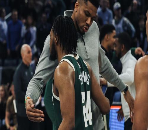 剛被追夢噴完就爆發(fā)！托馬斯25分鐘34分老里點贊休媒：斯通失算