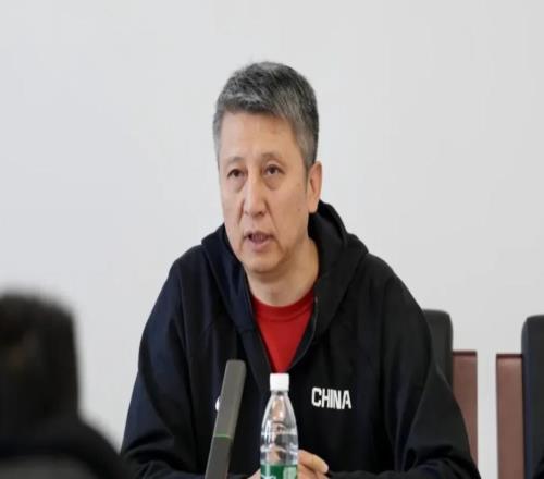 趙睿被禁賽！中國男籃開會，9名球員進行反思！
