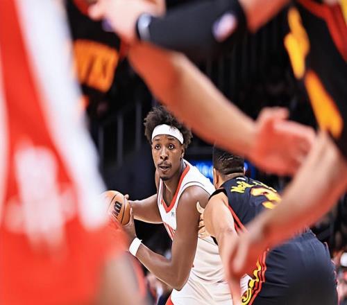 場上效果其實并不差，但火箭對于鋒線大將的支持度實在是太低了