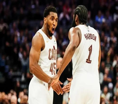 13中7砍23+8！我對(duì)得起快船，哈登賽后說出心里話，他憋了兩年