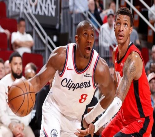 越來越適應(yīng)控衛(wèi)位置了！快船后場(chǎng)大閘的表現(xiàn)還在不斷提升之中