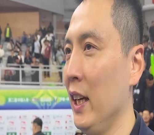 盧偉：非常感謝球員們?nèi)σ愿?，洛夫頓非常想獲得這項賽事的冠軍