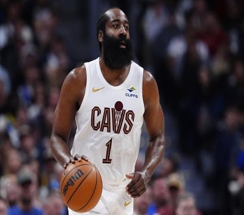 官宣！字母哥退出全明星，肖華做出決定，哈登太難了