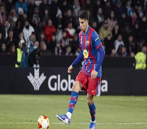 每體：坎塞洛清楚巴薩時(shí)光可能有限，急于證明自己影響了發(fā)揮