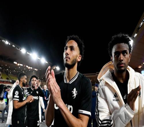 凱利：我剛到意大利時在意面里放了雞肉，被隊友瞪了一眼