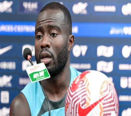 大連英博本賽季壓哨引援鎖定阿奇姆彭，未來(lái)值得期待，引發(fā)熱議