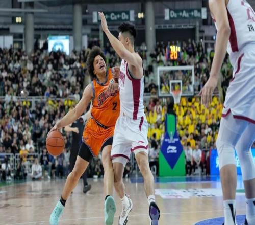 衛(wèi)冕成功后，這支上海男籃還能帶來更多驚喜