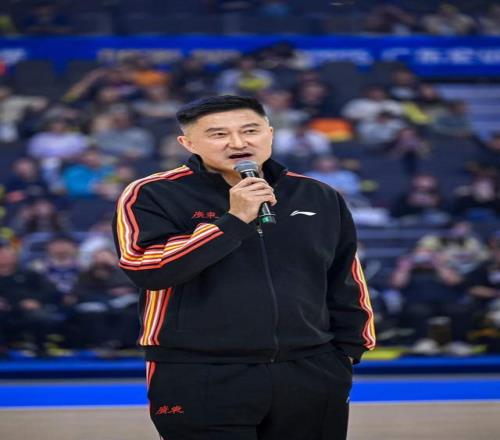 杜鋒：廣東第一階段人員不齊整非常困難，希望薩林杰狀態(tài)調(diào)整好