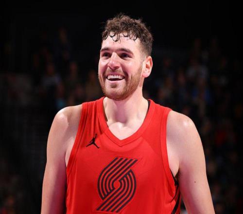 克林根創(chuàng)56年仍無緣今日最佳！對不起！詹姆斯創(chuàng)造了80年紀(jì)錄