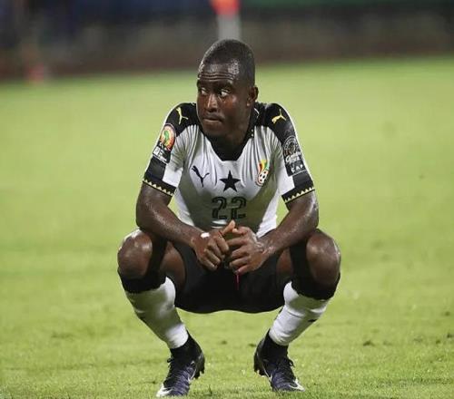 阿奇聯(lián)手斯坦丘！申花外援踢得很別扭，連滬大戰(zhàn)英博爭取3分帶走