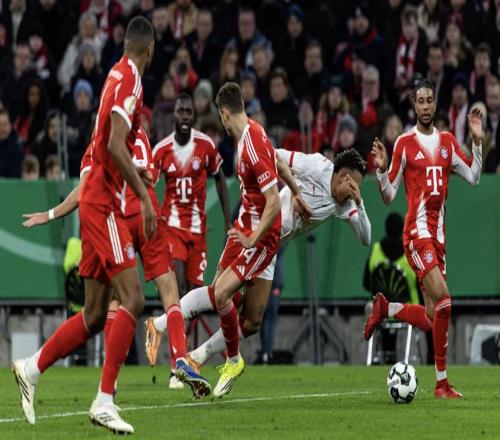 圖片報：德甲VAR團隊確認(rèn)斯塔尼希奇首次觸球點位于禁區(qū)外