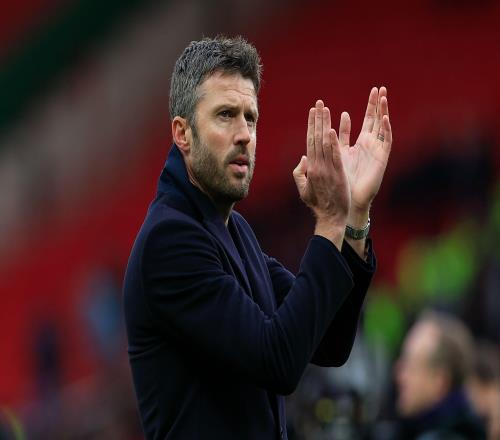 卡里克當(dāng)選英超1月最佳，上任1個(gè)月坐穩(wěn)前四，可惜拉爵更喜歡名帥