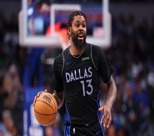 湖人也防不住他的拋投！可惜獨(dú)行俠鋒線大將很難起到更大的作用