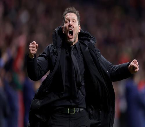 曝馬競(jìng)打進(jìn)3球后，西蒙尼對(duì)亞馬爾比手勢(shì)嘲諷，球迷：搞心態(tài)高手