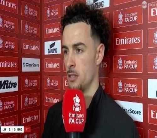 瓊斯：只要教練有需要，不管我踢哪個(gè)位置都會(huì)全力以赴