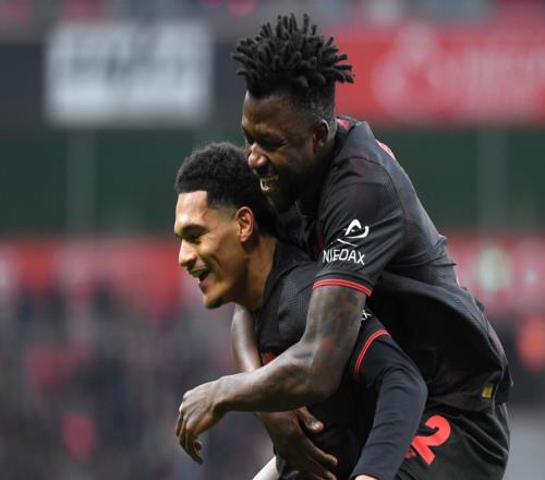 一場40，制造出慘案，昔日冠軍踢瘋了，德甲4輪不敗