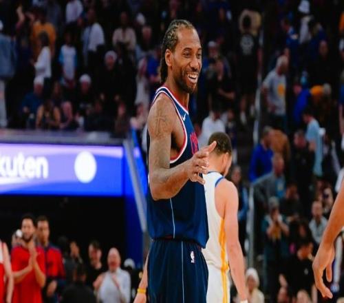 被字母哥拒絕后，轉(zhuǎn)頭追求小卡！這一次，組三巨頭沖冠或許真有戲