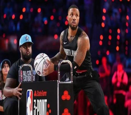 NBA全明星三分大賽史上第三位三冠王名叫利拉德