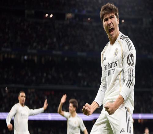 41！3粒點球，榜首易主，皇馬瘋狂8連勝，超越巴薩登頂