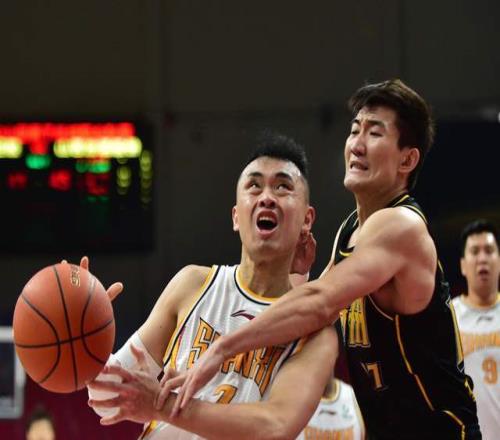 CBA表現(xiàn)最差的5名頂薪球員！3大頂級射手斷崖下滑，范子銘成毒瘤