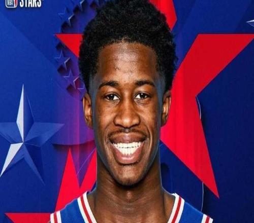 埃奇庫姆當選新秀賽MVP：半決賽17分中投絕殺決賽6分罰球絕殺