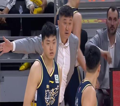 大魚來了！廣東隊迎來重大利好，力保杜鋒躺進(jìn)總決賽！