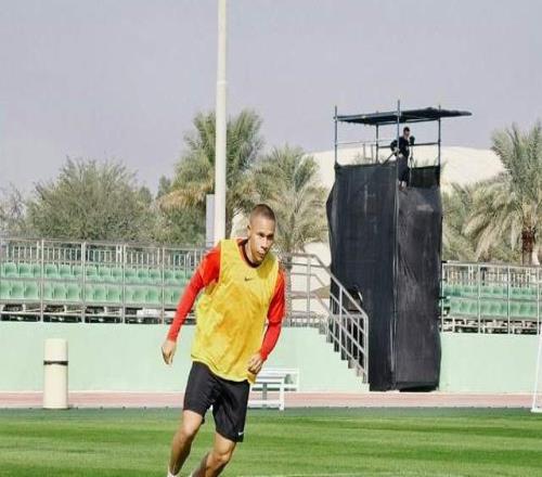 拜合拉木+賀一然無緣亞冠，成都指望海港阻擊韋世豪與韋林頓重疊