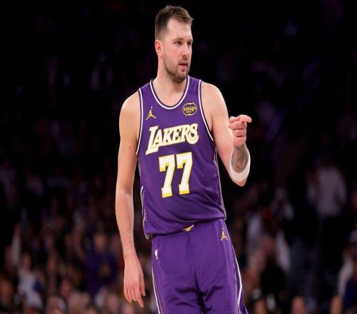 霸氣，東契奇表示，隨著傷病逐漸消退，湖人隊(duì)擁有奪冠的實(shí)力