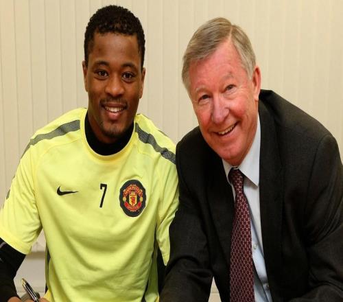 埃弗拉：以前年輕球員給我們擦球鞋像榮譽(yù)，現(xiàn)在會被說是奴役