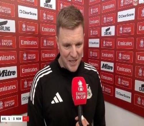 埃迪豪：今天裁判判罰對(duì)我們不利，不過(guò)球員情緒控制得很好