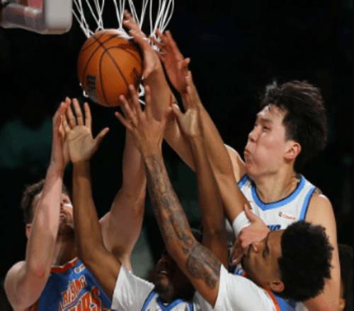 NBA新秀賽楊瀚森10分2板發(fā)展聯(lián)盟隊惜敗無緣決賽