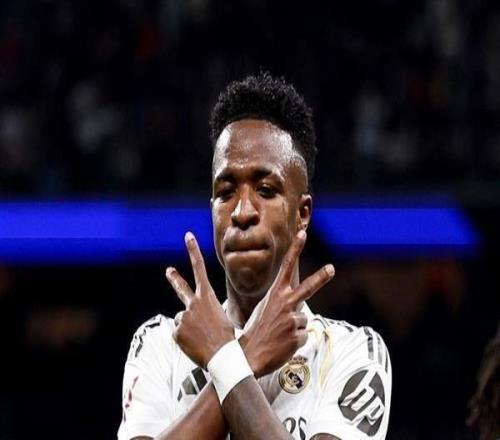 對陣皇社梅開二度，維尼修斯達成皇馬生涯參與進球200球里程碑