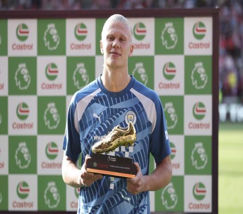 英超周薪TOP30榜單發(fā)布！排名最后一名的馬奎爾周薪都有158萬元