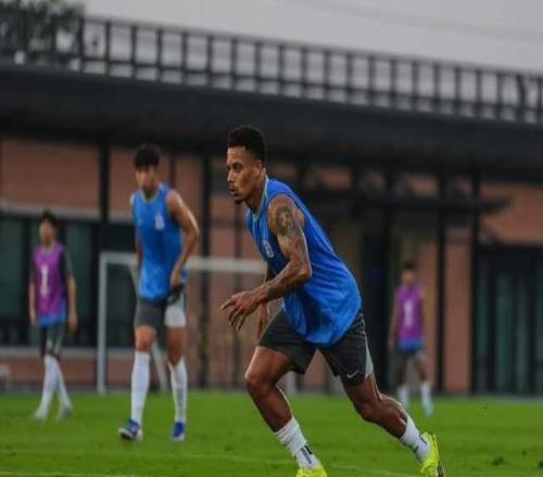 申花亞冠榮譽(yù)戰(zhàn)，金順凱繼續(xù)首發(fā)，三叉戟急需磨合，拉唐沖擊首球