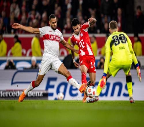 孔帕尼口中的“混亂創(chuàng)造力”迪亞斯憑什么成戰(zhàn)術(shù)無(wú)解題