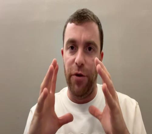 羅馬諾：阿森納有意引入皮奧是傳聞，球員今夏不會離開國米