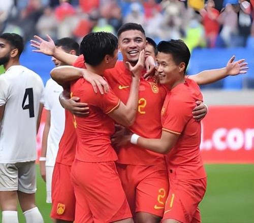 意外！他曾是南美豪門王牌新星，如今卻是國足最沒存在感的歸化