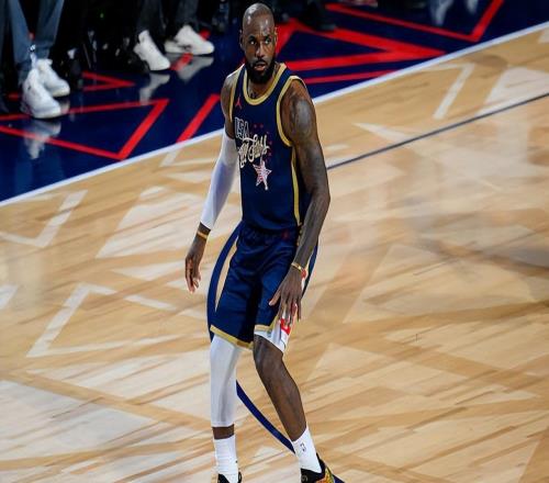 湖人鋒線球星：我的心思只在當(dāng)前賽季，看到老朋友真的感覺(jué)非常棒