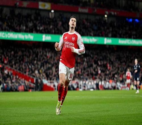 40！1.2億巨星輪休，埃澤助攻梅開二度，阿森納主場(chǎng)大勝晉級(jí)