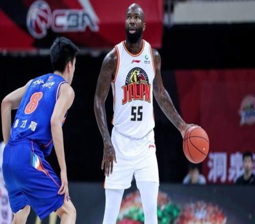 索要大合同遭拒！超級(jí)外援耍大牌被CBA拒之門外，上賽季場(chǎng)均30+10