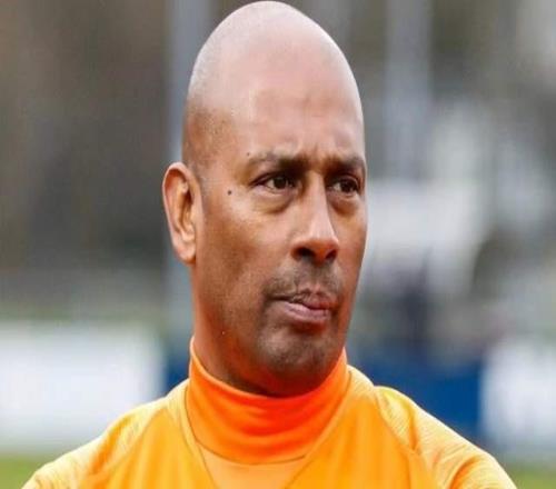 阿隆溫特提醒基耶薩，英超對前鋒的要求苛刻，努涅斯因此喪失信心